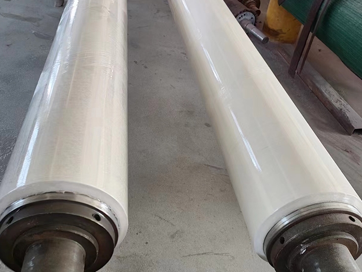 無紡布擠油輥擠干輥在工業(yè)生產(chǎn)中的作用